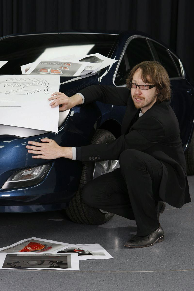 Illustration for article titled 2010 Opel Astra Gets "Full Lutz" Skirt-Lift
